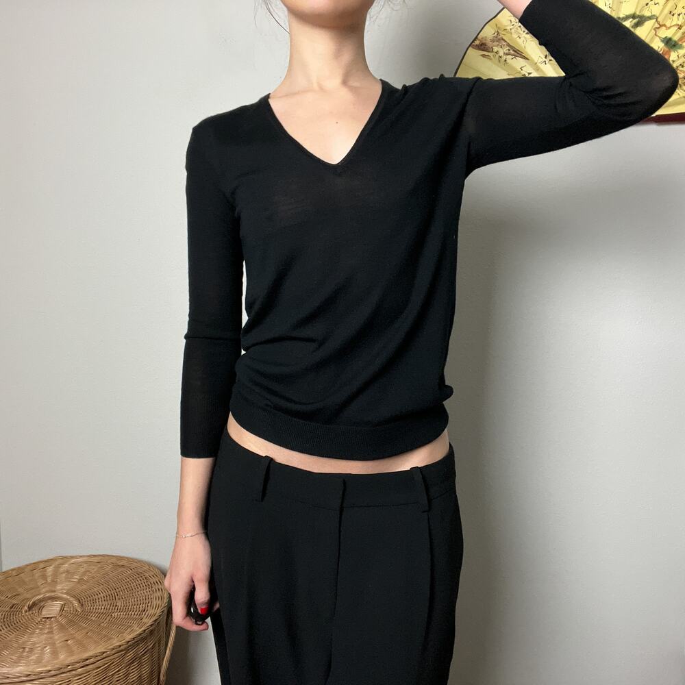j crew black minimalist fitted slouchy v neck delicate thin knit sweater top - Picture 2 of 8